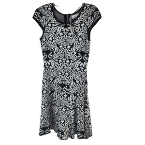 Elle sweater dress fit flare look Small